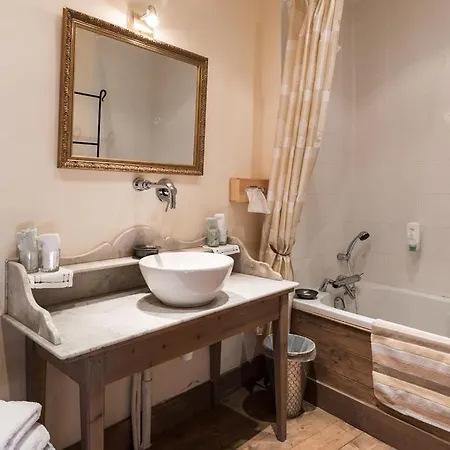 Holiday home Chateau Des Marcilly Talaru *