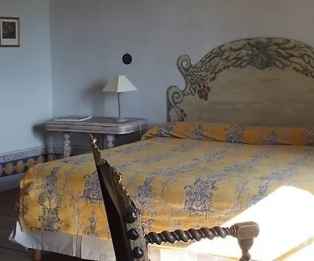 Holiday home Chateau Des Marcilly Talaru Chalmazel-Jeansagniere